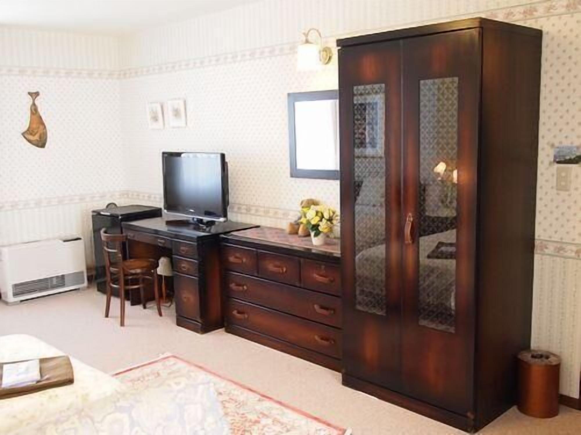 Petit Hotel Corinthian Rebun Экстерьер фото